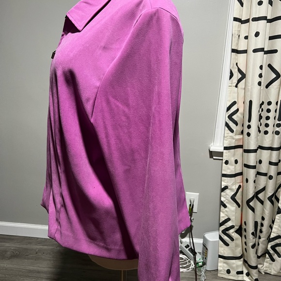 Plus Size Jacket - Picture 2 of 4